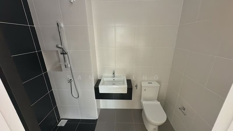Rumah Teres 2 Tingkat untuk Dijual di Iskandar Puteri (Nusajaya) (Johor) - Sam Cheng - Bathroom - PropertyGuru.com.my