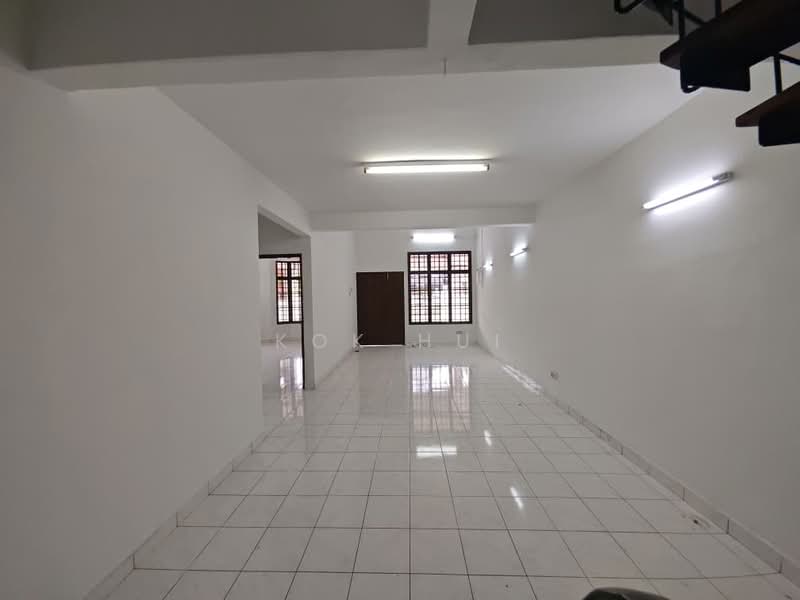 1.5-storey Terraced House for Sale in Taman Molek (Johor Bahru) - Kok Hui - Interior - PropertyGuru.com.my