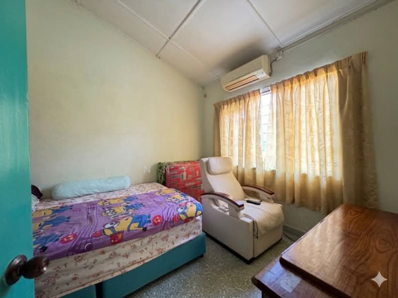 1-storey Terraced House for Sale in Kepong Baru (Kepong) - Danny Chan - Bedroom - PropertyGuru.com.my