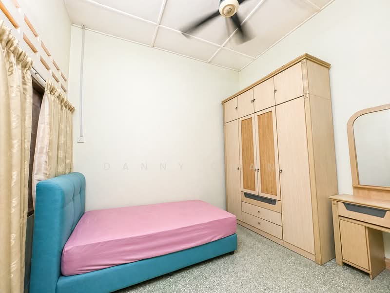 1-storey Terraced House for Sale in Kepong Baru (Kepong) - Danny Chan - Bedroom - PropertyGuru.com.my