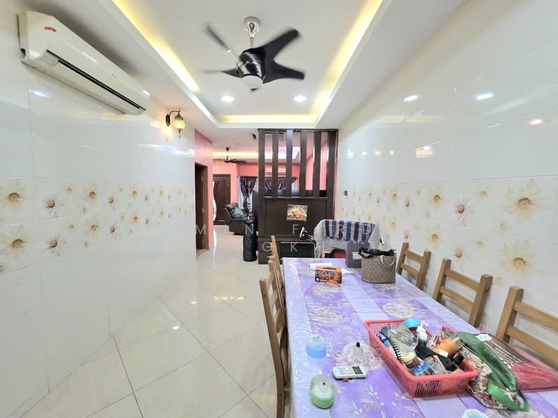 1-storey Terraced House for Sale in Bandar Kinrara (Selangor) - Akramin Firdaus Bin Mokhtar - Dining Room - PropertyGuru.com.my