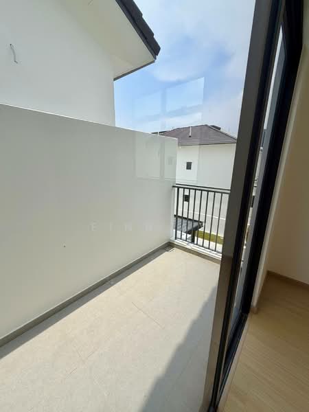 Cluster House for Sale in Iskandar Puteri (Nusajaya) (Johor) - Finn Aw - Balcony - PropertyGuru.com.my