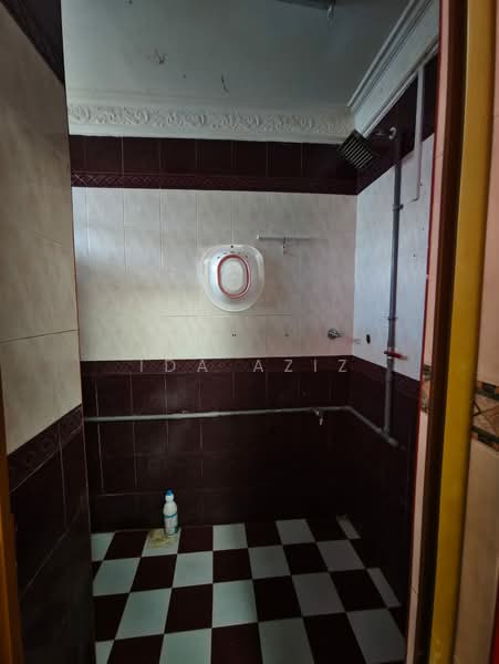 Rumah Teres 1 Tingkat untuk Dijual di Senai (Kulai) - Ida Aziz - Bathroom - PropertyGuru.com.my