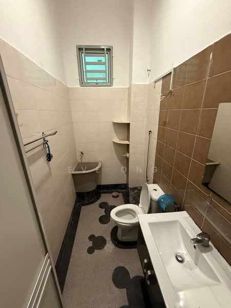 Rumah Teres 2.5 Tingkat untuk Dijual di Taman Merbau Indah (Butterworth) - Eve Ong - Bathroom - PropertyGuru.com.my