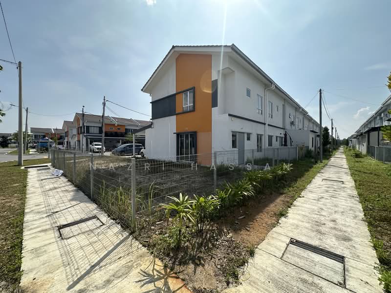 2-storey Terraced House for Sale in Kuala Selangor (Selangor) - Nazri Hassan - Exterior - PropertyGuru.com.my