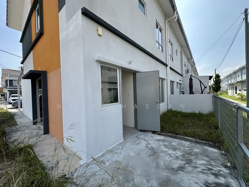 2-storey Terraced House for Sale in Kuala Selangor (Selangor) - Nazri Hassan - Exterior - PropertyGuru.com.my