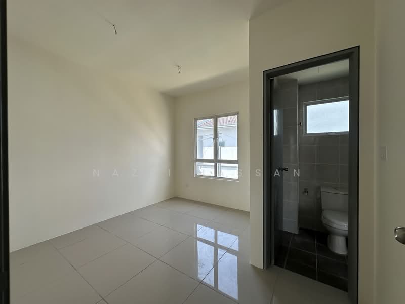 2-storey Terraced House for Sale in Kuala Selangor (Selangor) - Nazri Hassan - Interior - PropertyGuru.com.my