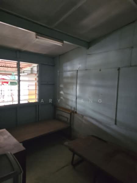 Kedai untuk Dijual di Kuala Kangsar (Perak) - Gary Tang - Bedroom - PropertyGuru.com.my