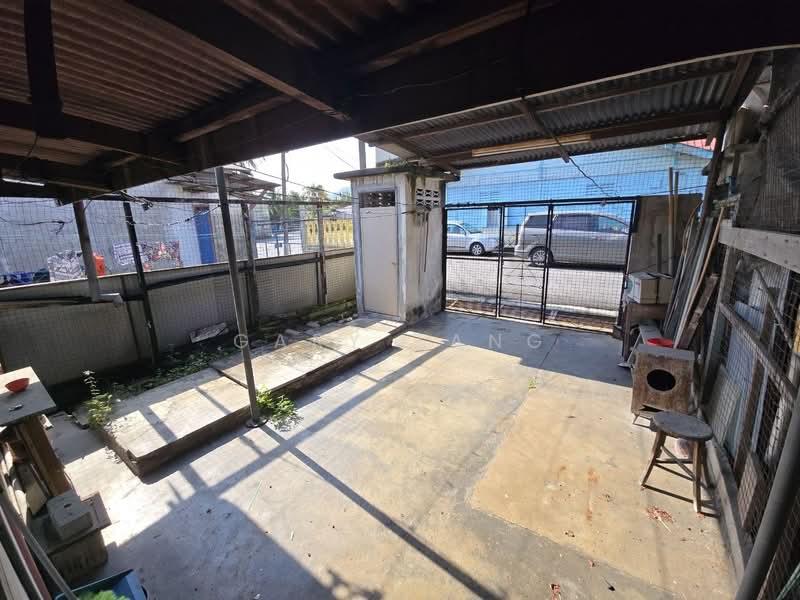 Kedai untuk Dijual di Kuala Kangsar (Perak) - Gary Tang - Exterior - PropertyGuru.com.my