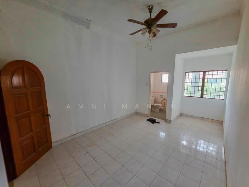 Semi-Detached House for Sale in Shah Alam (Selangor) - Amni Manan - Interior - PropertyGuru.com.my