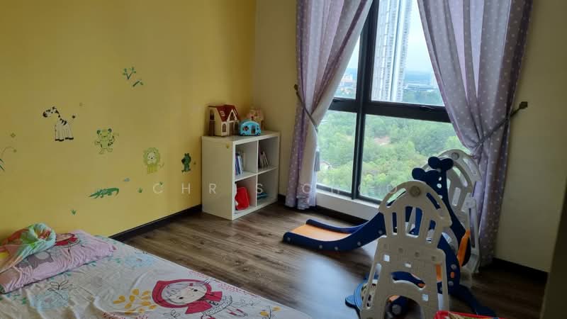 Kondominium untuk Dijual di Cristal Serin Residence - Chris Choo - Bedroom - PropertyGuru.com.my