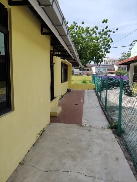 Semi-Detached House for Rent in Bandar Bayan Baru (Bayan Lepas) - Pen Teo - Exterior - PropertyGuru.com.my