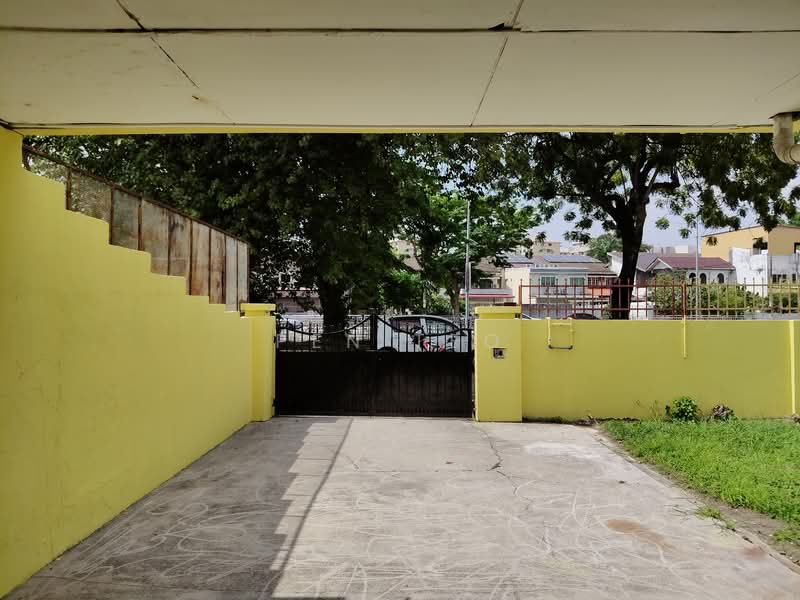 Semi-Detached House for Rent in Bandar Bayan Baru (Bayan Lepas) - Pen Teo - Exterior - PropertyGuru.com.my