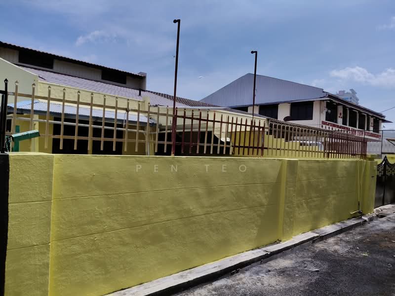 Semi-Detached House for Rent in Bandar Bayan Baru (Bayan Lepas) - Pen Teo - Exterior - PropertyGuru.com.my