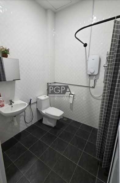 Semi-Detached House for Rent in Tanjung Bungah (Penang) - KK Kwok - Bathroom - PropertyGuru.com.my
