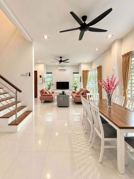Rumah Berkembar untuk Disewa di Tanjung Bungah (Penang) - KK Kwok - Living Room - PropertyGuru.com.my