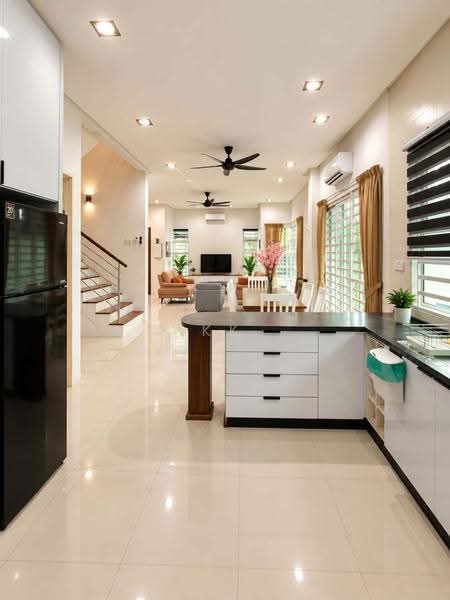 Rumah Berkembar untuk Disewa di Tanjung Bungah (Penang) - KK Kwok - Living Room - PropertyGuru.com.my