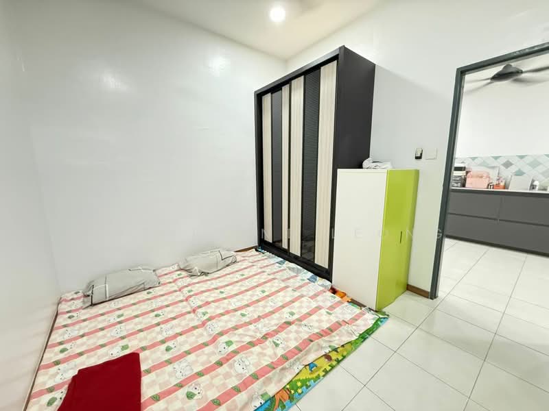 2-storey Terraced House for Sale in Taman Scientex Rawang (Rawang) - Katherine Leong - Bedroom - PropertyGuru.com.my