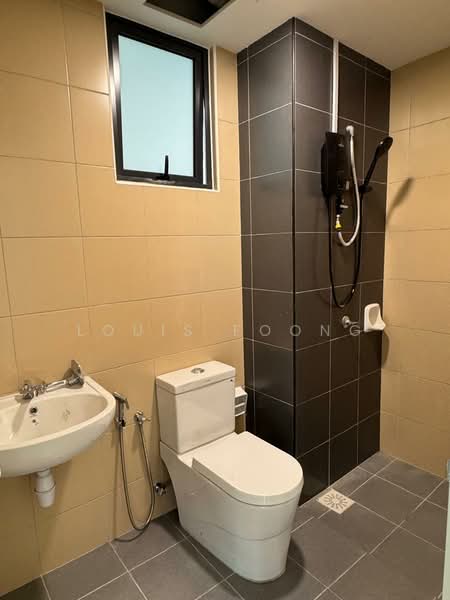 Servis Apartment untuk Disewa di Bayu Residensi - Louis Foong - Bathroom - PropertyGuru.com.my