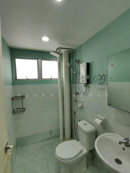 Kondominium untuk Dijual di Widuri Impian - Ashraf Azwan - Bathroom - PropertyGuru.com.my