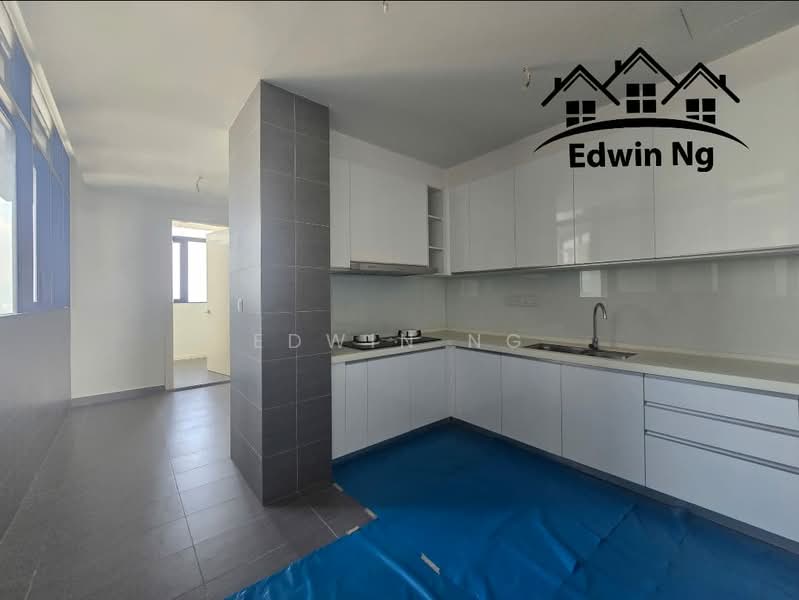Kondominium untuk Dijual di Setia V Residences - Edwin Ng - Kitchen - PropertyGuru.com.my
