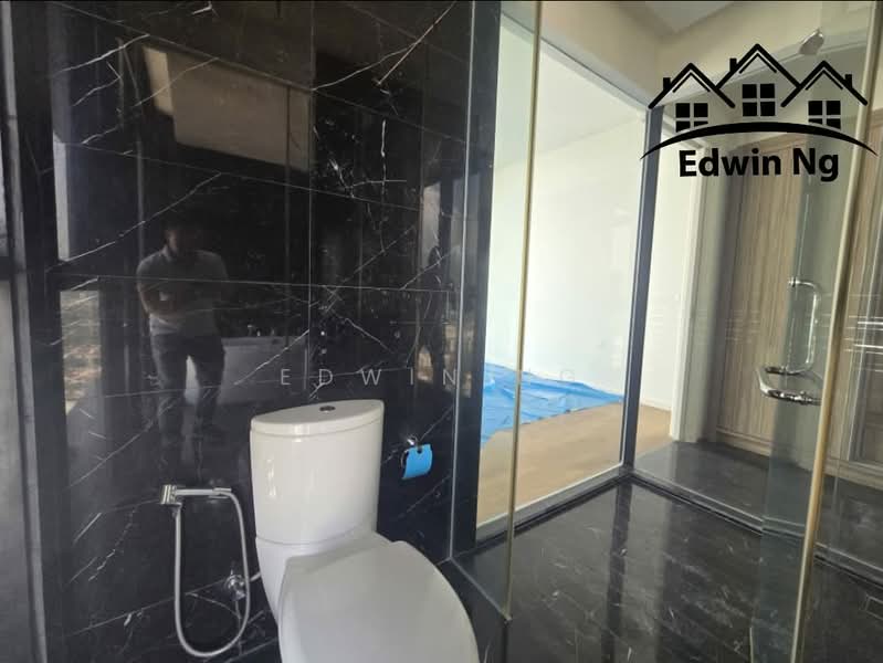 Kondominium untuk Dijual di Setia V Residences - Edwin Ng - Bathroom - PropertyGuru.com.my