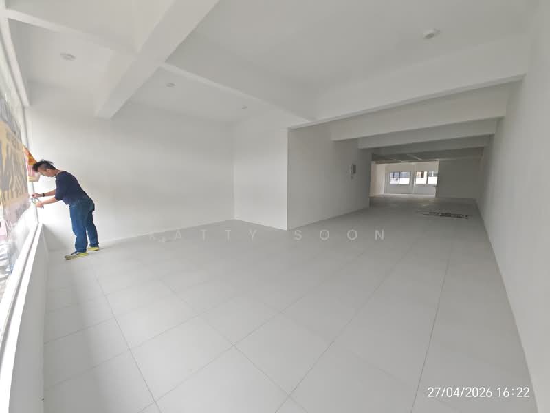 Shop / Office for Rent in Seri Kembangan (Selangor) - Katty Soon - PropertyGuru.com.my