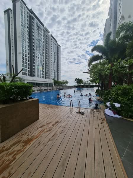 Service Residence for Rent at Meridin Bayvue @ Sierra Perdana - Casey Cheong - Pool - PropertyGuru.com.my
