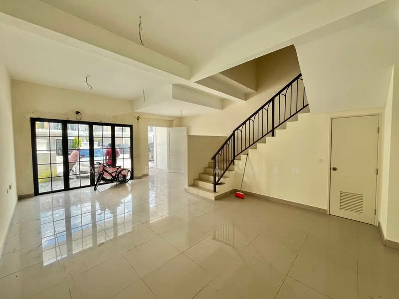 2-storey Terraced House for Sale in Dengkil (Selangor) - Ashraf Azwan - Living Room - PropertyGuru.com.my