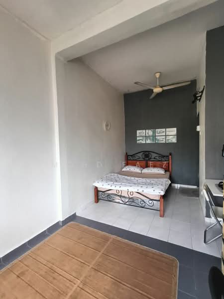 2-storey Terraced House for Sale in Taman Scientex Pasir Gudang (Pasir Gudang) - Mohd Faez - Bedroom - PropertyGuru.com.my