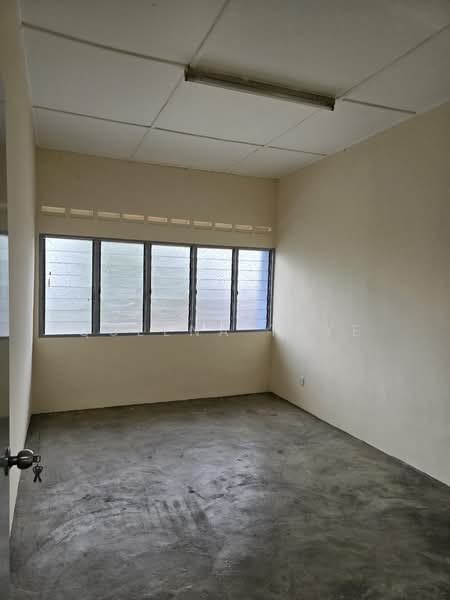 Kedai / Pejabat untuk Disewa di Johor Bahru (Johor) - Queena Thye - Interior - PropertyGuru.com.my