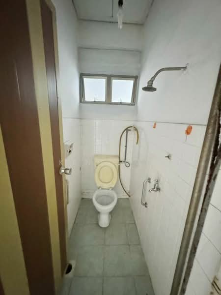 2-storey Terraced House for Sale in Johor Bahru (Johor) - Kent Tan - Bathroom - PropertyGuru.com.my