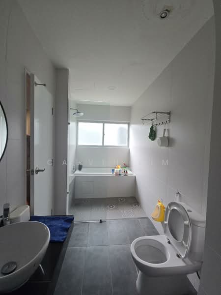 Kondominium untuk Dijual di Elevia Residences - Calvin Lim - Bathroom - PropertyGuru.com.my