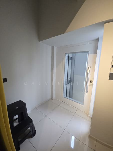 Kondominium untuk Dijual di Elevia Residences - Calvin Lim - Entrance - PropertyGuru.com.my