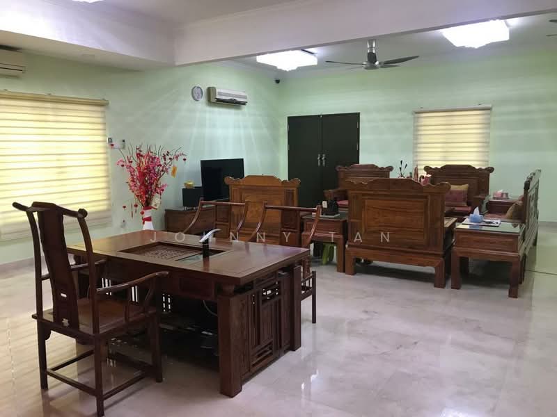 Rumah Berkembar untuk Dijual di Taman Tasik Indah Mewah (Batu) - Johnny Tan - Living Room - PropertyGuru.com.my