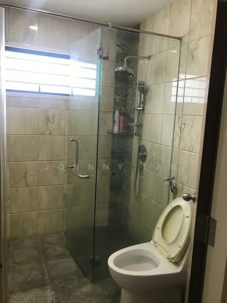 Rumah Berkembar untuk Dijual di Taman Tasik Indah Mewah (Batu) - Johnny Tan - Bathroom - PropertyGuru.com.my