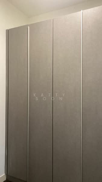 For Rent - Windows on The Park