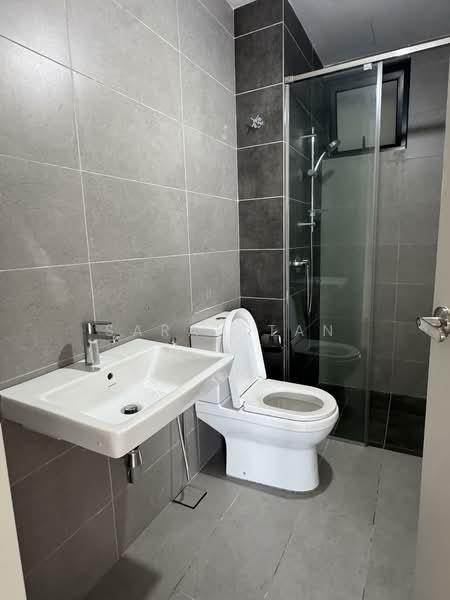 Service Residence for Sale at Sunway Belfield - Sarah Tan - Bathroom - PropertyGuru.com.my