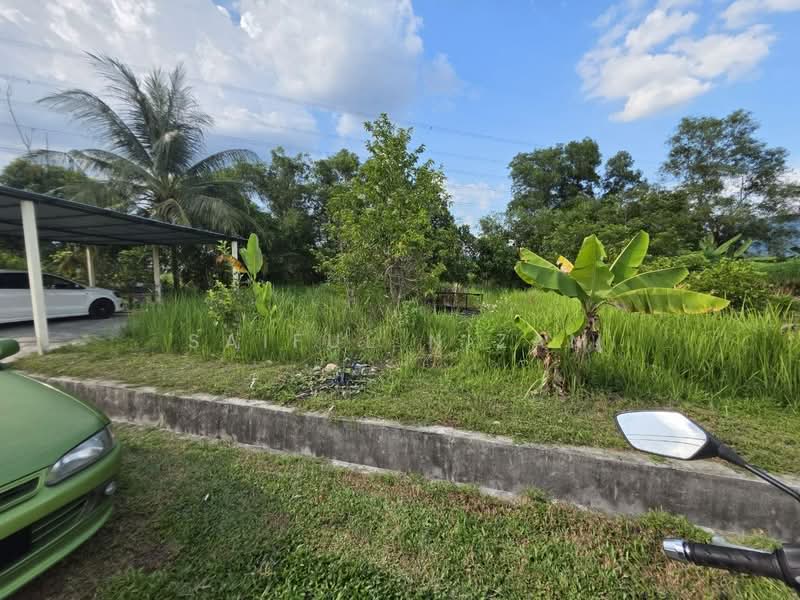 1-storey Terraced House for Sale in Taman Semenyih Impian (Semenyih) - Saiful Nizam - Exterior - PropertyGuru.com.my