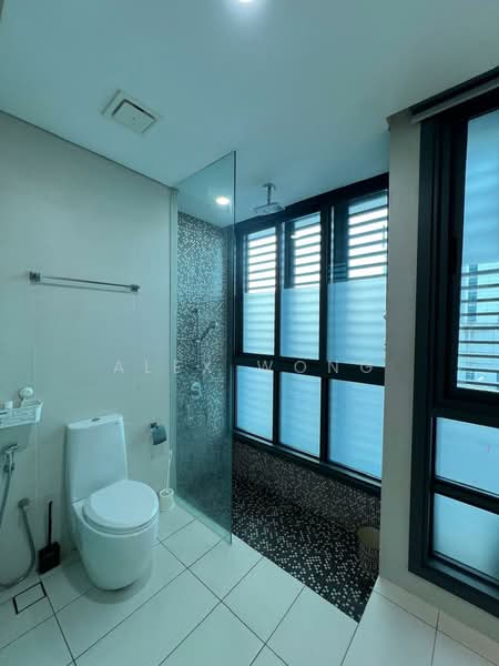 Servis Apartment untuk Dijual di Vogue Suites One - Alex Wong - Bathroom - PropertyGuru.com.my