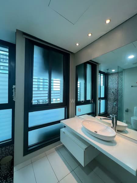 Servis Apartment untuk Dijual di Vogue Suites One - Alex Wong - Bathroom - PropertyGuru.com.my