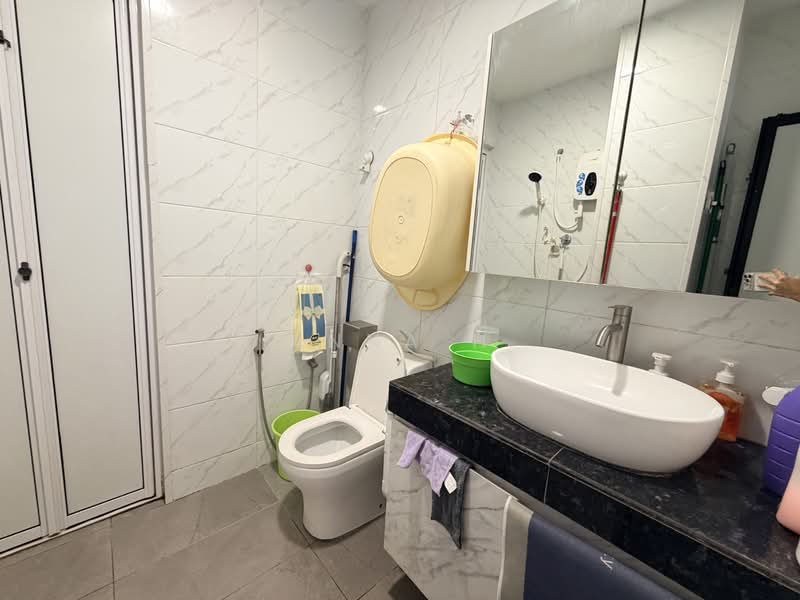 Rumah Teres 2 Tingkat untuk Dijual di Bandar Damai Perdana (Cheras) - Anna H - Bathroom - PropertyGuru.com.my