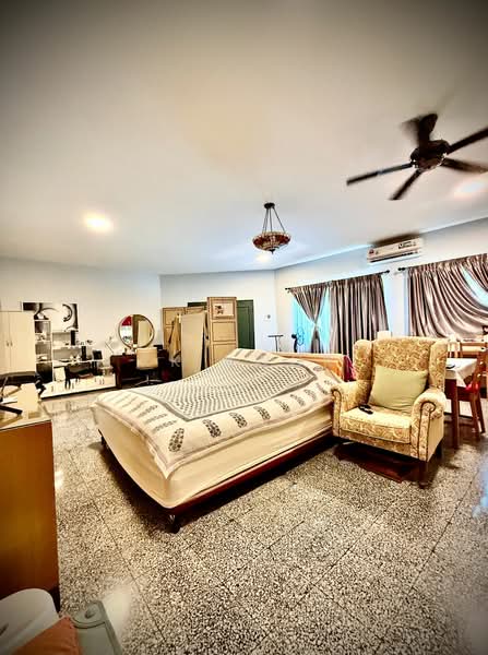 Rumah Teres 1 Tingkat untuk Dijual di Tanjung Tokong (Penang) - KK Kwok - Bedroom - PropertyGuru.com.my