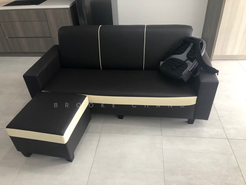 Kondominium untuk Disewa di Queensville - Brooke Chang - Living Room - PropertyGuru.com.my