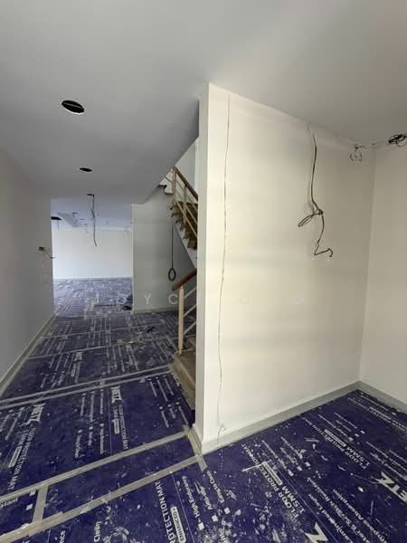Rumah Berkembar untuk Dijual di Taman Mount Austin (Tebrau) - Joyce Ong - Entrance - PropertyGuru.com.my