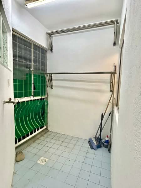 Apartment for Rent at Desa View Towers - Jean Low - Laundry area - PropertyGuru.com.my