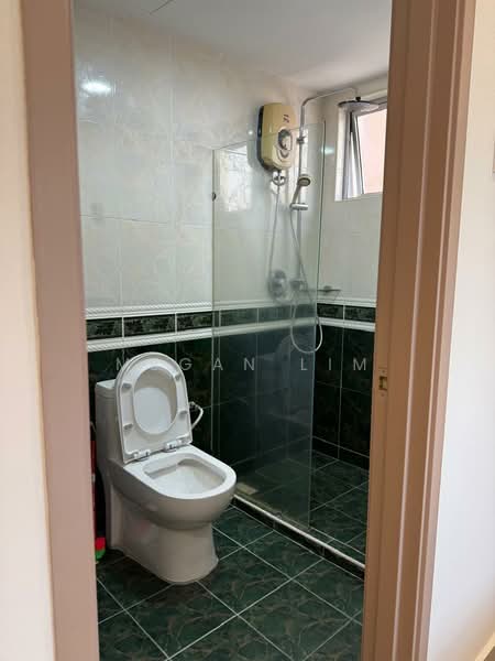 Kondominium untuk Disewa di Continental Heights - Megan Lim - Bathroom - PropertyGuru.com.my