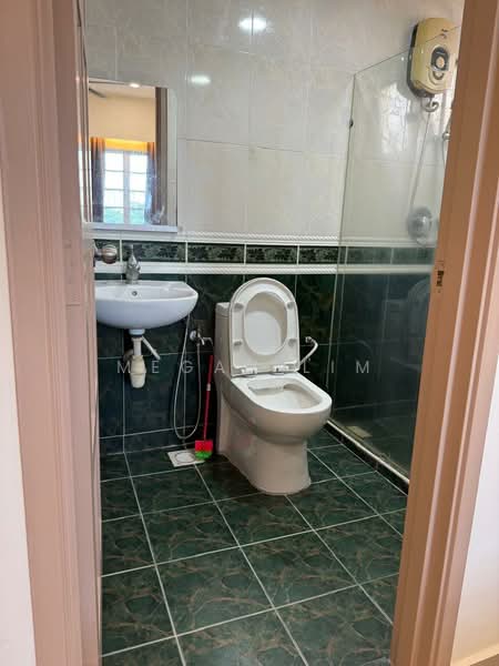 Kondominium untuk Disewa di Continental Heights - Megan Lim - Bathroom - PropertyGuru.com.my