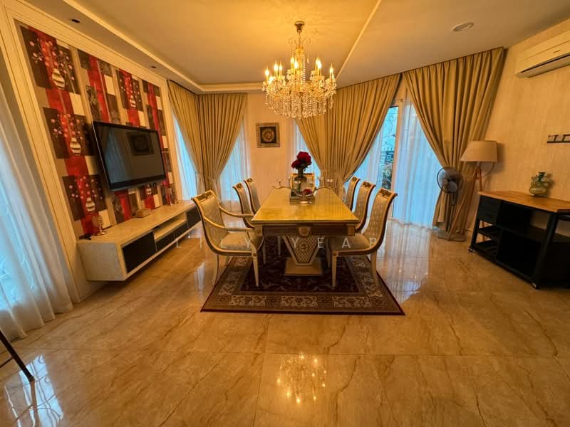 Rumah Banglo untuk Disewa di Taman Ampang Utama (Ampang) - Lily Yeap - Dining Room - PropertyGuru.com.my