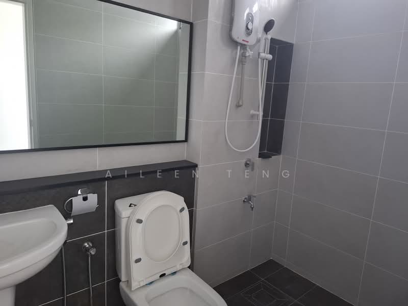 2-storey Terraced House for Sale in Elmina (Shah Alam) - Aileen Teng - Bathroom - PropertyGuru.com.my